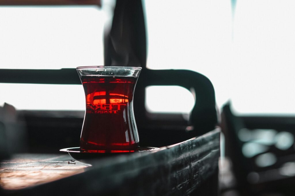How to Incorporate Green Tea for Potential Bloating Relief (Practical Tips)